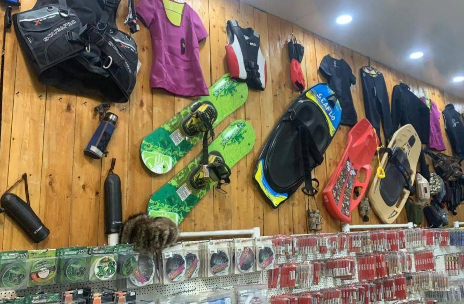 عکس کلبه صید و شکار آزاد