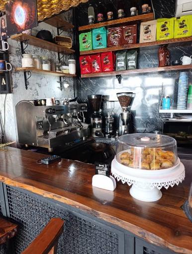 عکس کافه وگا