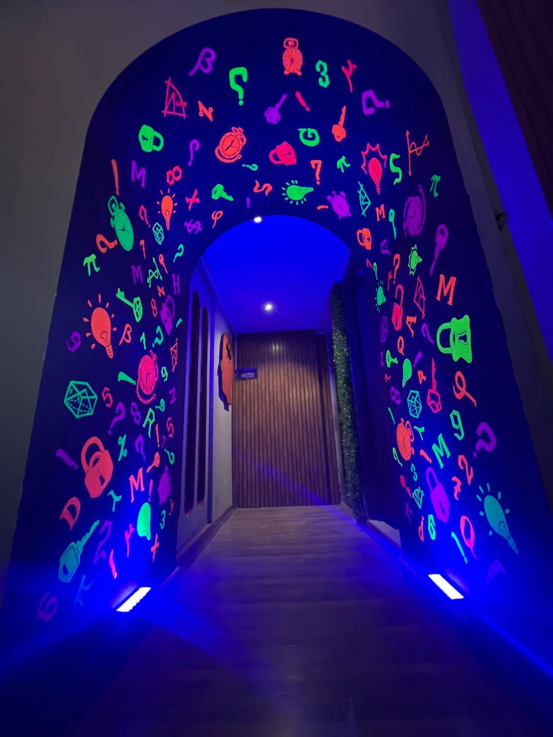 عکس اتاق فرار خانه معما بازی راز الماس