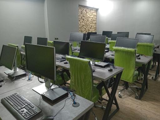 عکس آکادمی سپینود حساب پارسیان (شعبه ورامین)