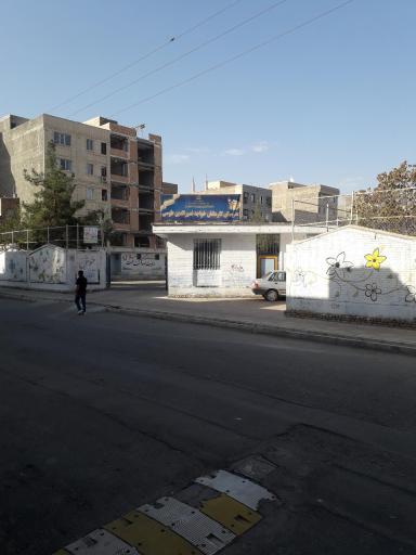 عکس هنرستان دخترانه کار و دانش خواجه نصیرالدین طوسی