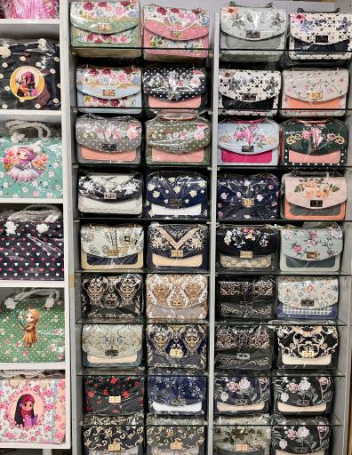 عکس فروشگاه ماه بانو