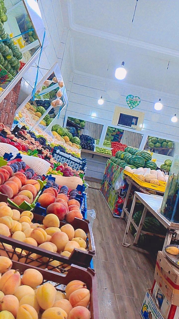 عکس میوه فروشی باغبان