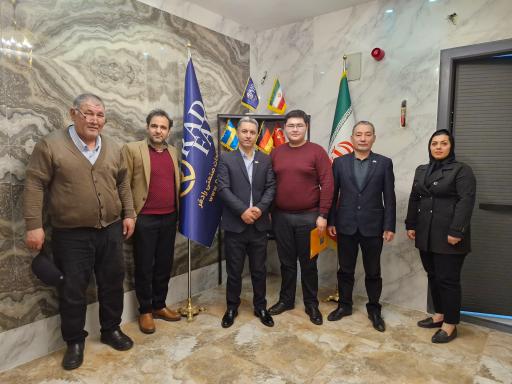 عکس دفتر مرکزی گروه صنعتی رادفر