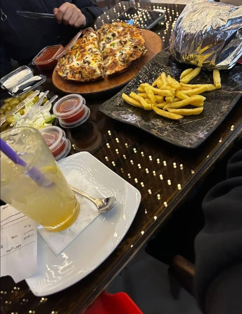 عکس فست فود چیکو