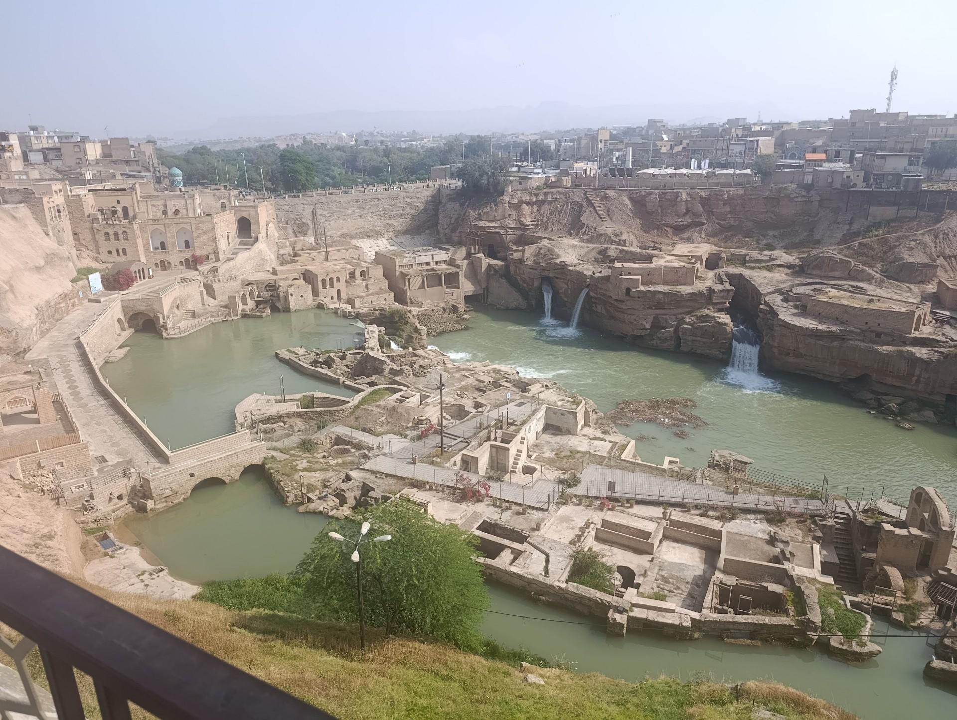 عکس سازه های آبی شوشتر