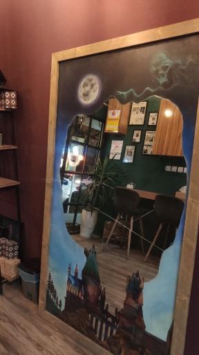 عکس کافی شاپ بیرون بر 9.3/4