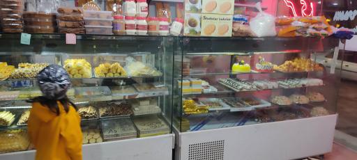 عکس شیرینی و آجیل وحدت