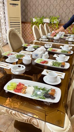 رستوران هفت خوان