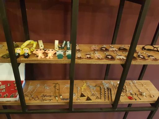 عکس کافی شاپ بیرون بر 9.3/4