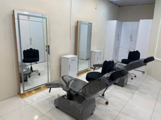 عکس سالن تخصصی عروس و زیبایی نیکی