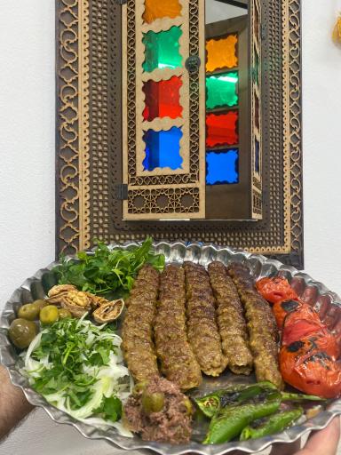 عکس رستوران غذا خوری چاقالو کباب