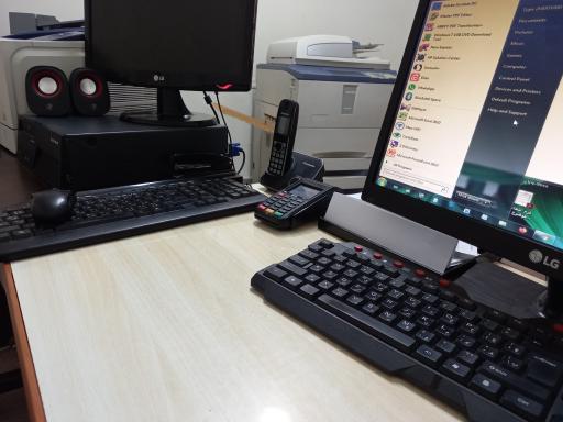 عکس فتوکپی، تایپ و تکثیر و چاپ دیجیتال اکبری