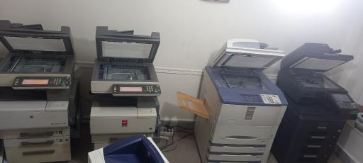 عکس فتوکپی، تایپ و تکثیر و چاپ دیجیتال اکبری