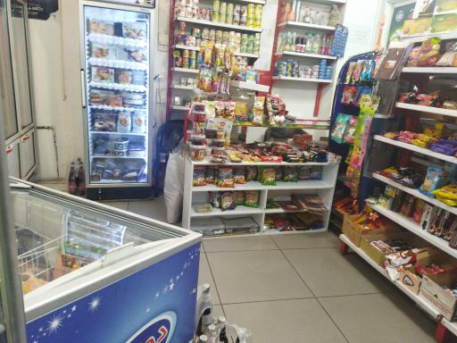 سوپر مارکت شهرک