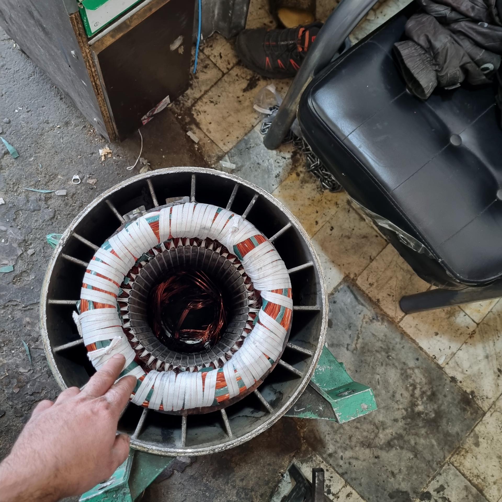 عکس سیم پیچی مستمندی