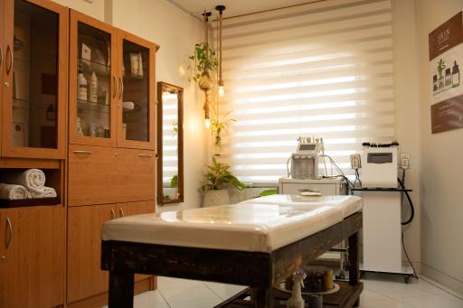 عکس کلینیک زیبایی نلسا