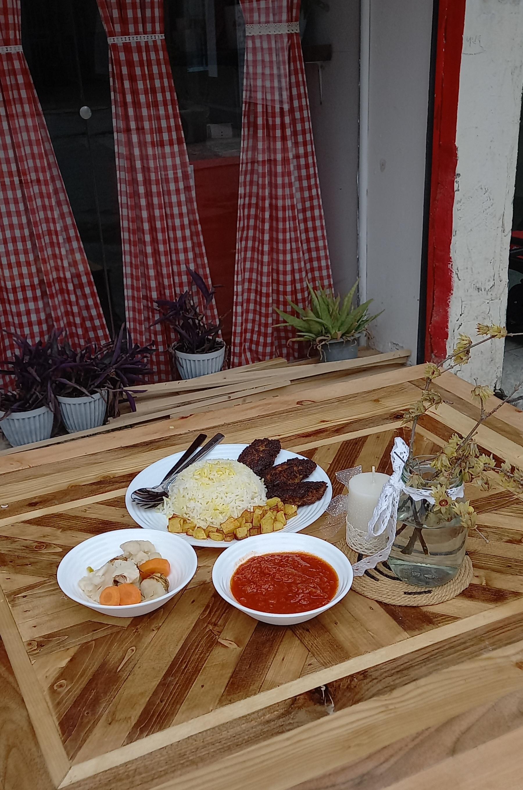 عکس کترینگ نقلی