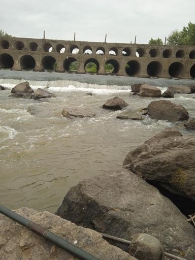 عکس پل سی و سه پل جیرده