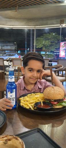 عکس کافه نان آفرینان