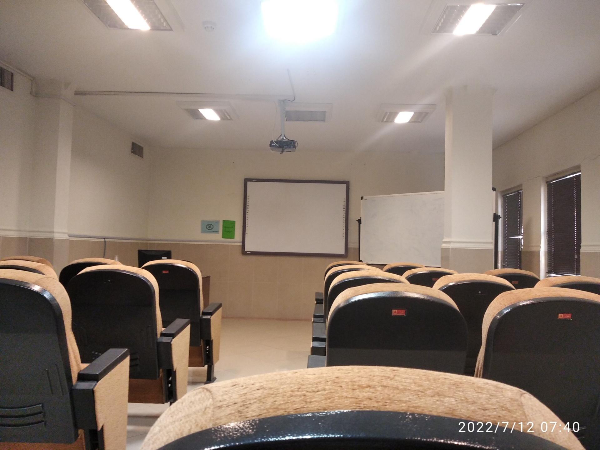 عکس مجتمع عالی آموزشی و پژوهشی صنعت آب و برق فارس