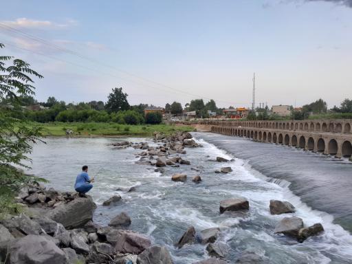 عکس پل سی و سه پل جیرده