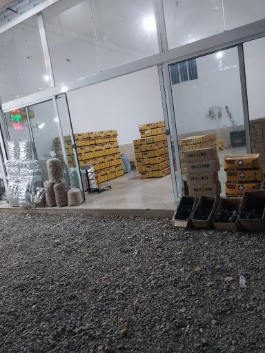 عکس زغال فروشی برادران جهانتیغ