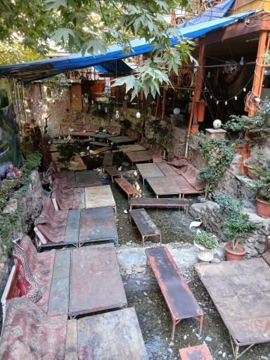 عکس کافه رستوران باران