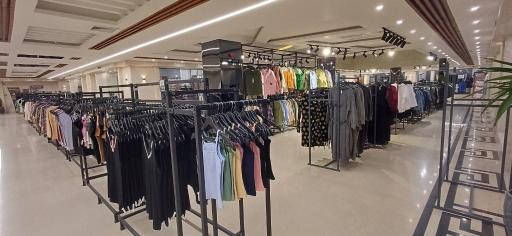 عکس مرکز خرید رزباد ۱