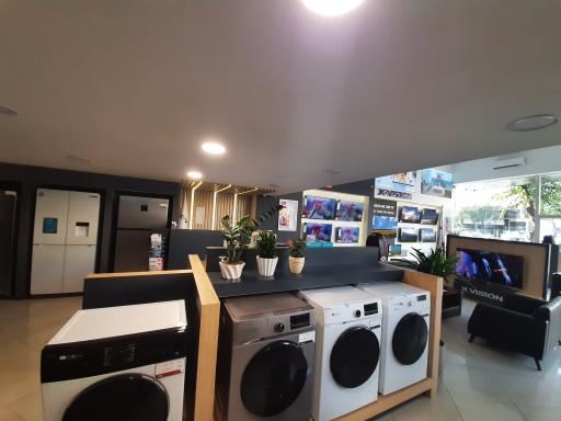 عکس فروشگاه مادیران شعبه ایران کالا 