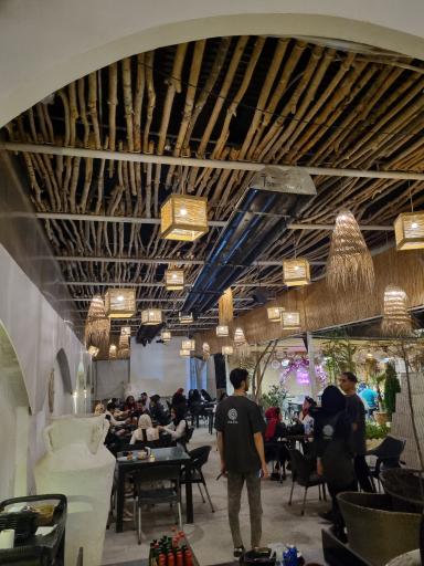 عکس کافه هترا