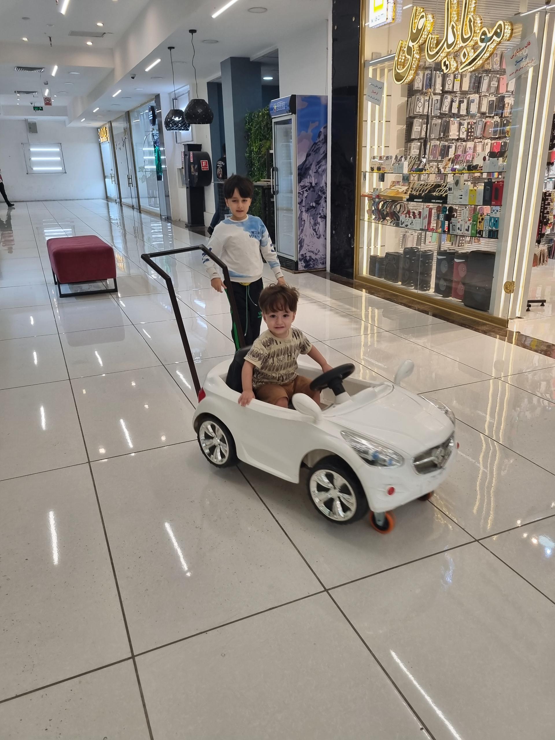 عکس مجتمع چند منظوره تجاری، اداری، تفریحی و خدماتی لوکس اطلس