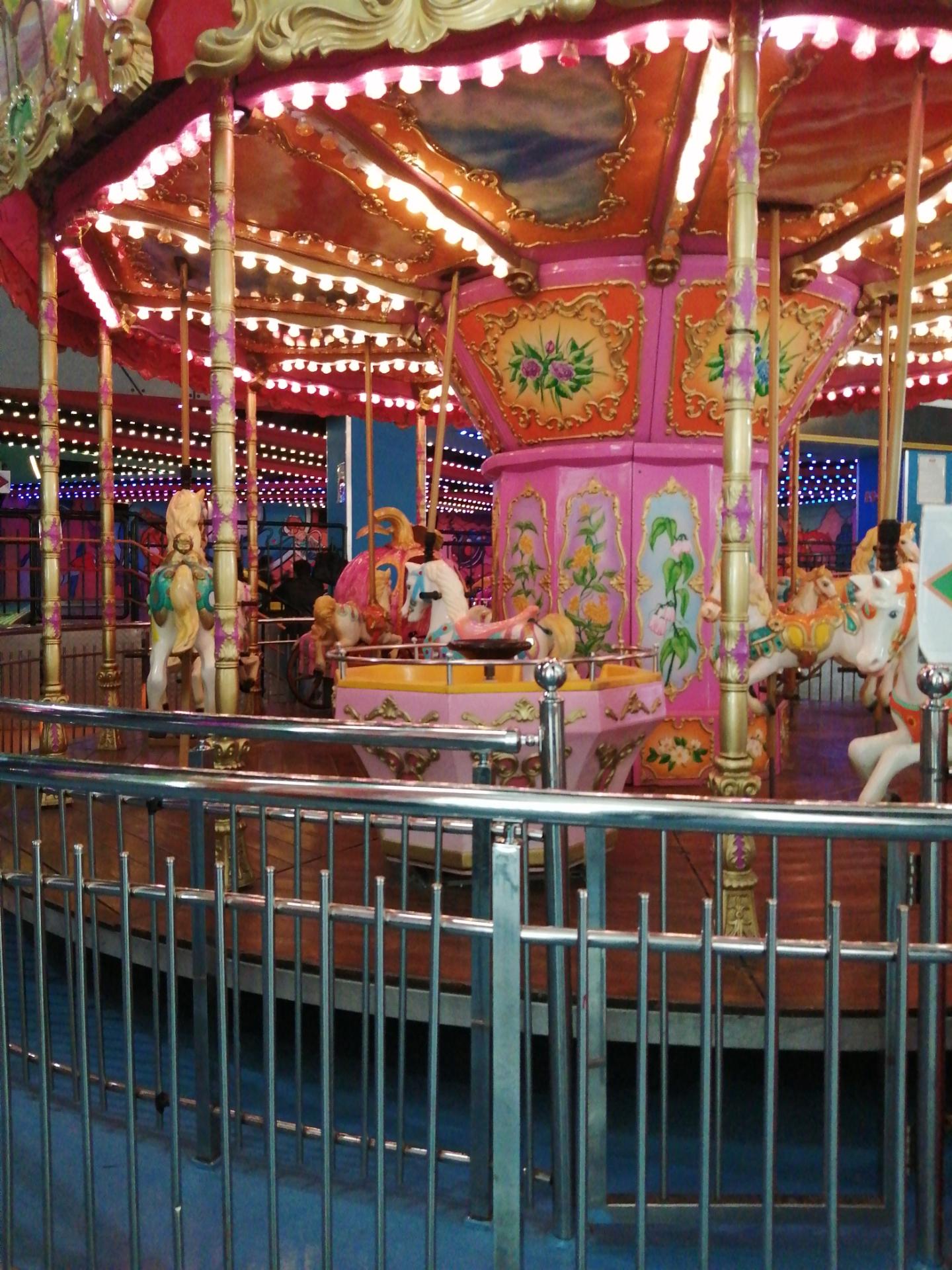 عکس شهربازی ژوپیتر