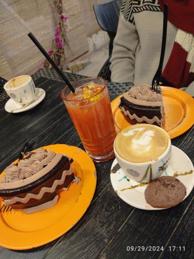 عکس کافه هترا