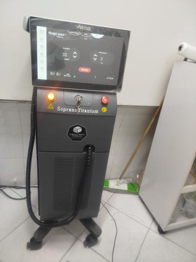 عکس شرکت همدم طب نوین لیزر 