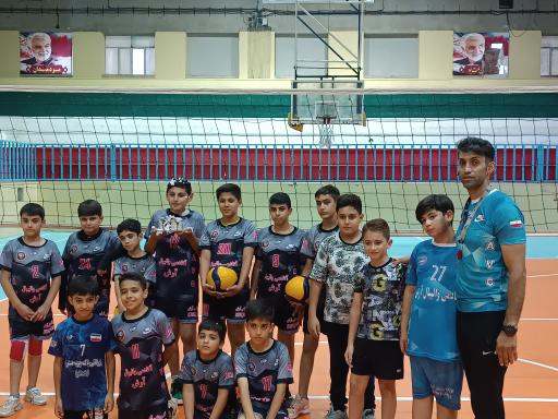 عکس آکادمی والیبال آرش دامغان