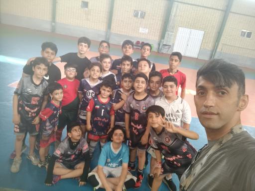 عکس آکادمی والیبال آرش دامغان