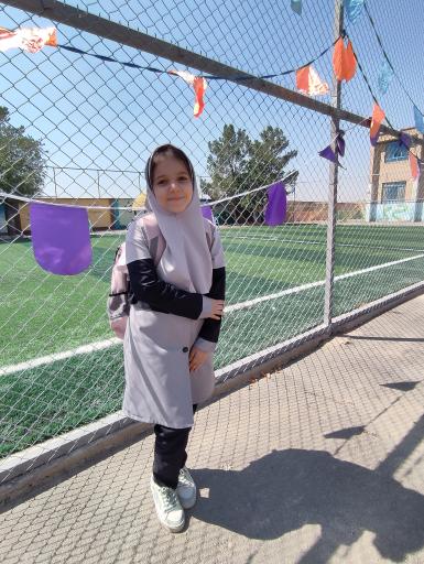 عکس مدرسه دخترانه بعثت