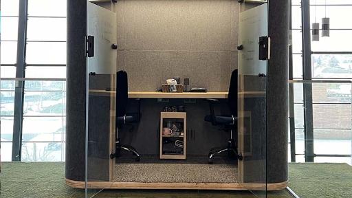 عکس پاردایس هاب شعبه باغ کتاب