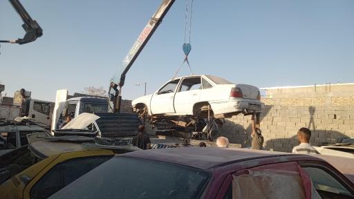 پارکینگ کرمان اسقاط