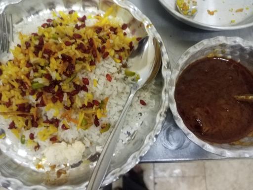 عکس اقامتگاه و رستوران زرچنار