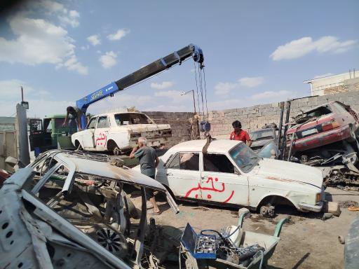 عکس پارکینگ کرمان اسقاط