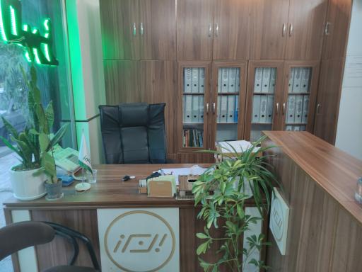 عکس بیمه البرز میرزایی