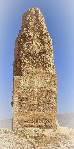 عکس منار میلو (ستون شهر گور)