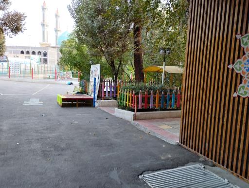 دبستان دخترانه و پسرانه هدایت