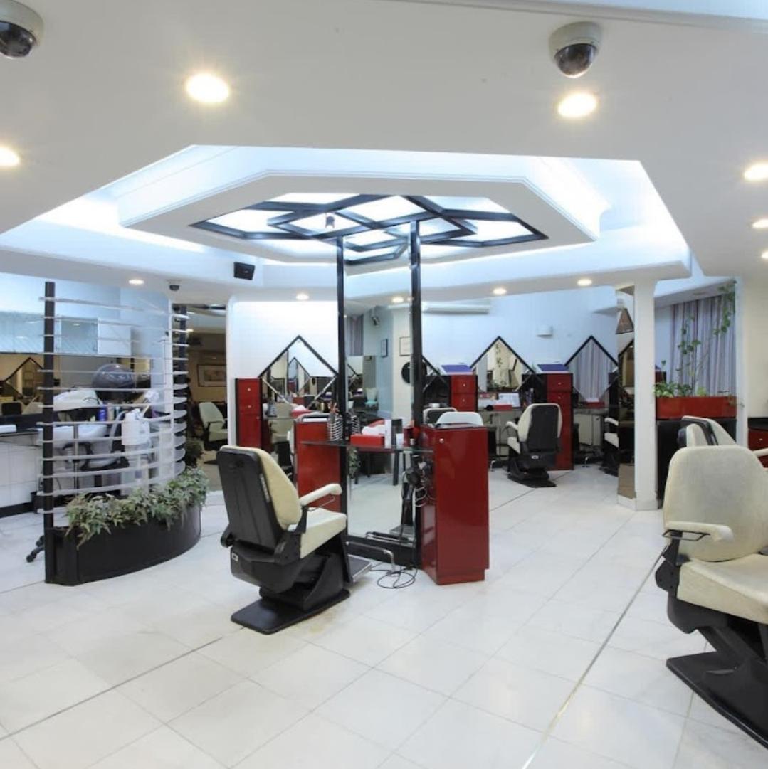 عکس آرایشگاه مردانه راژان 