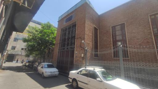 عکس عمارت عزیزالسطان ملیجک