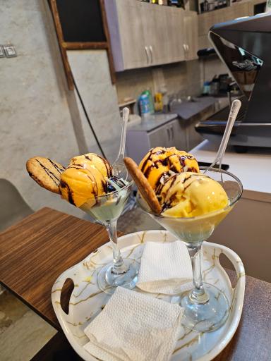 عکس کافه گیم فود