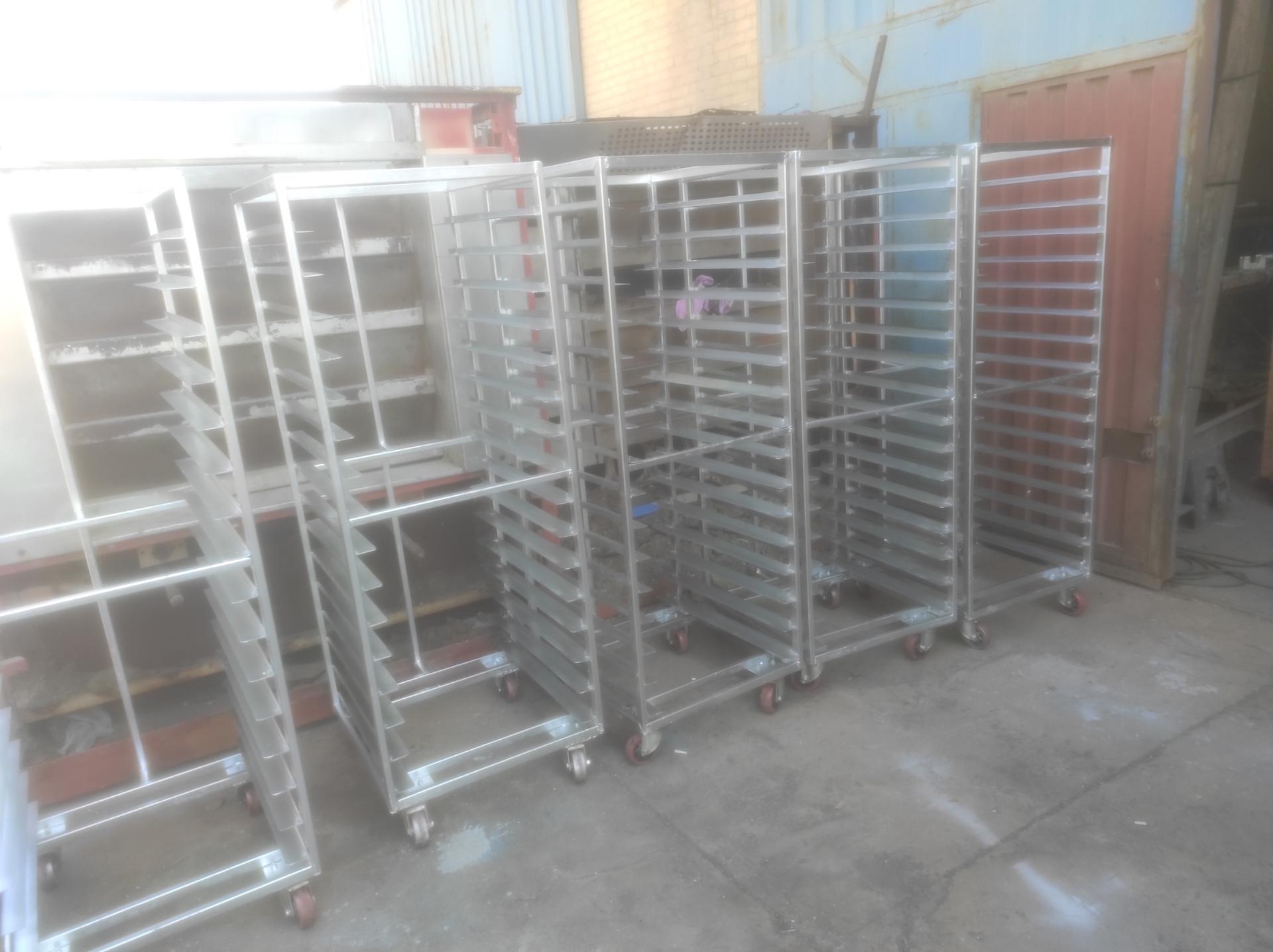 عکس کارگاه فرسازی فیروز علیپور 