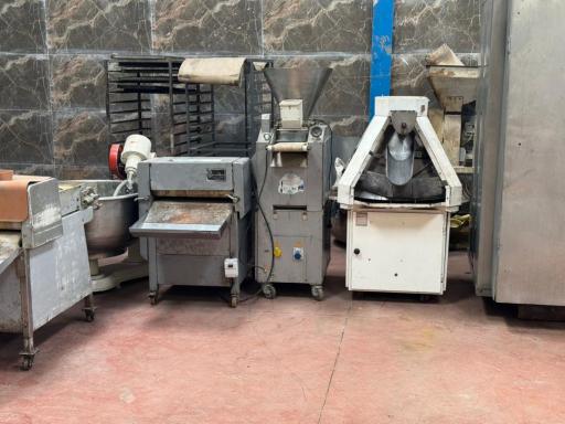 عکس کارگاه فرسازی فیروز علیپور 